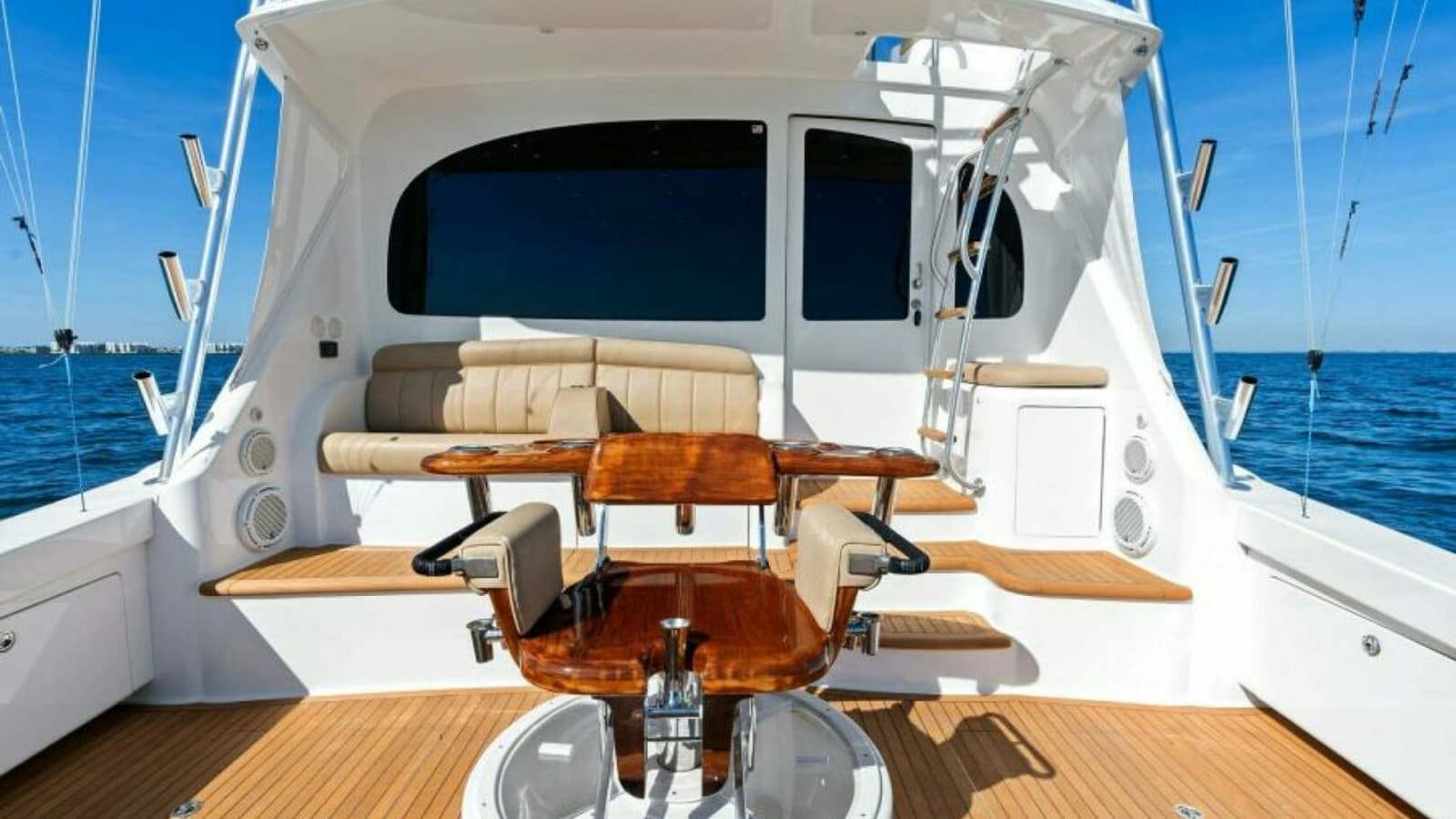 2013 Viking 55 Convertible - Photo 36