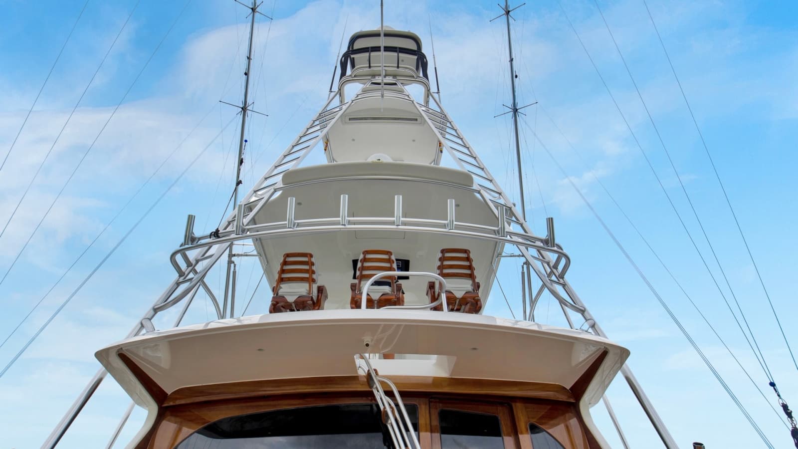 2020 Viking 68 Convertible - Photo 73