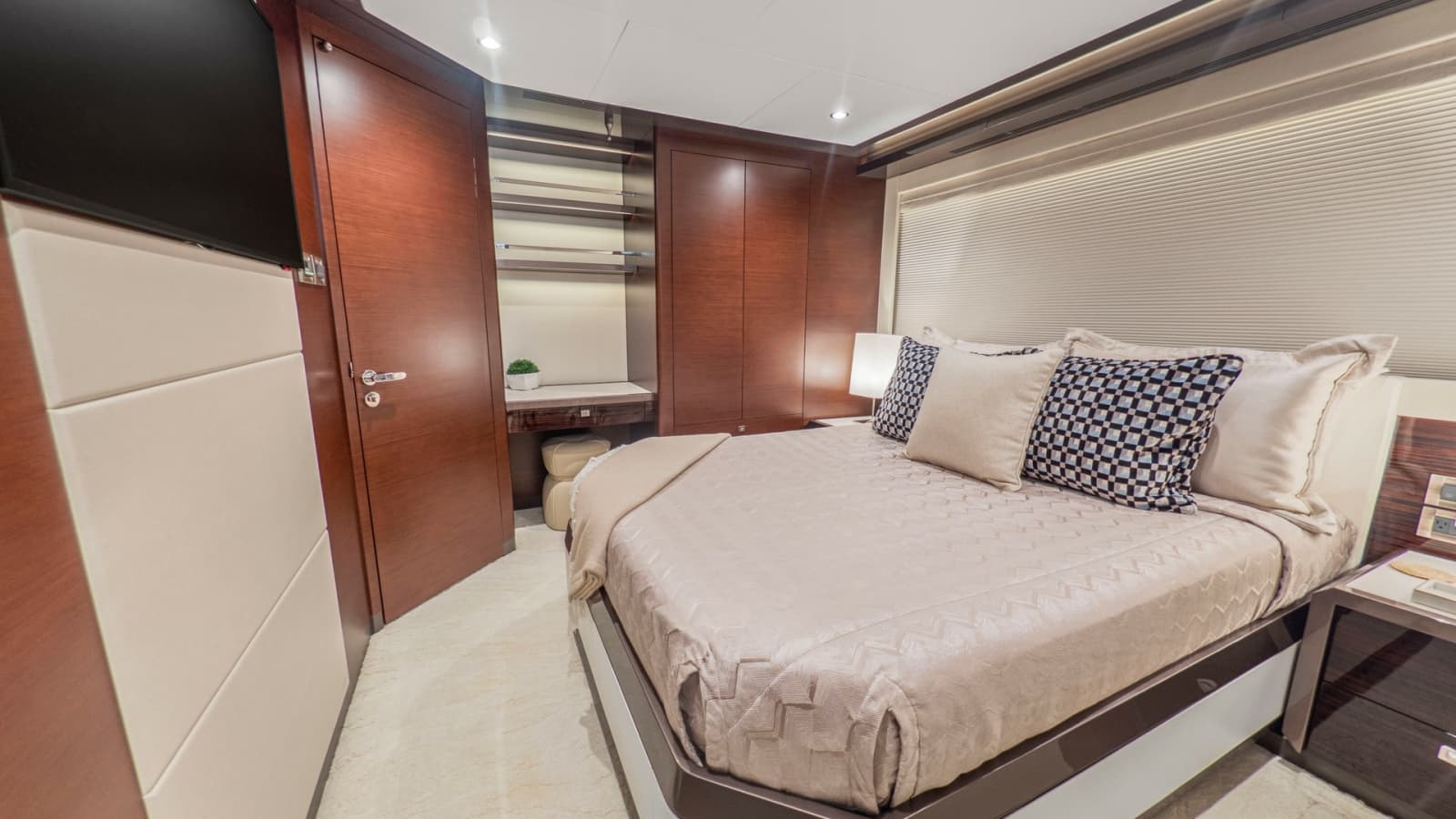 2024 Ocean Alexander 28E - Photo 40