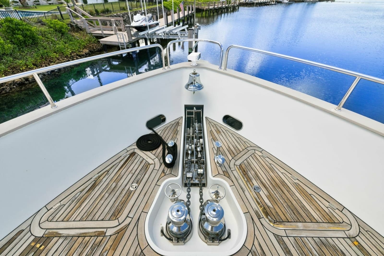 2018 Sunseeker 95 Motoryacht - Photo 48