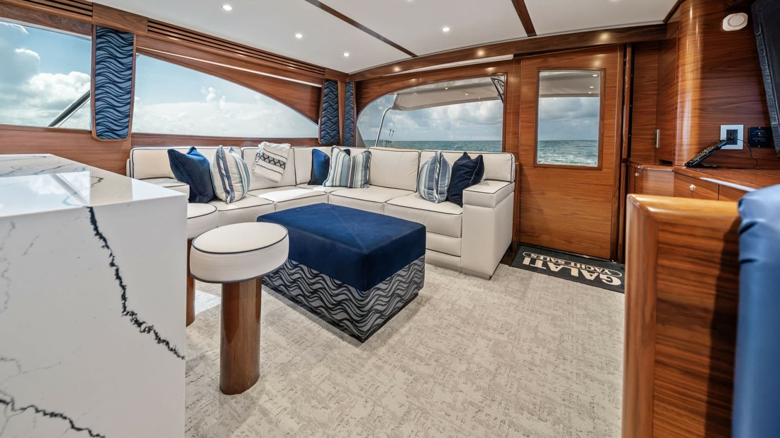 2024 Viking 64 Convertible - Photo 35