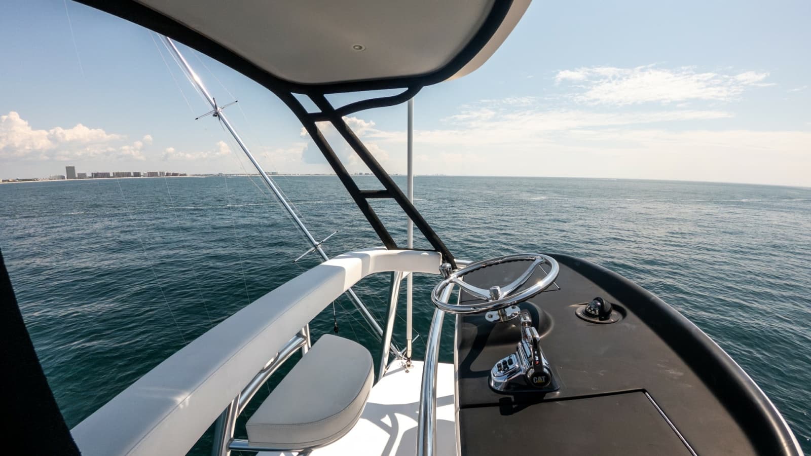 2021 Hatteras 65 GT - Photo 81