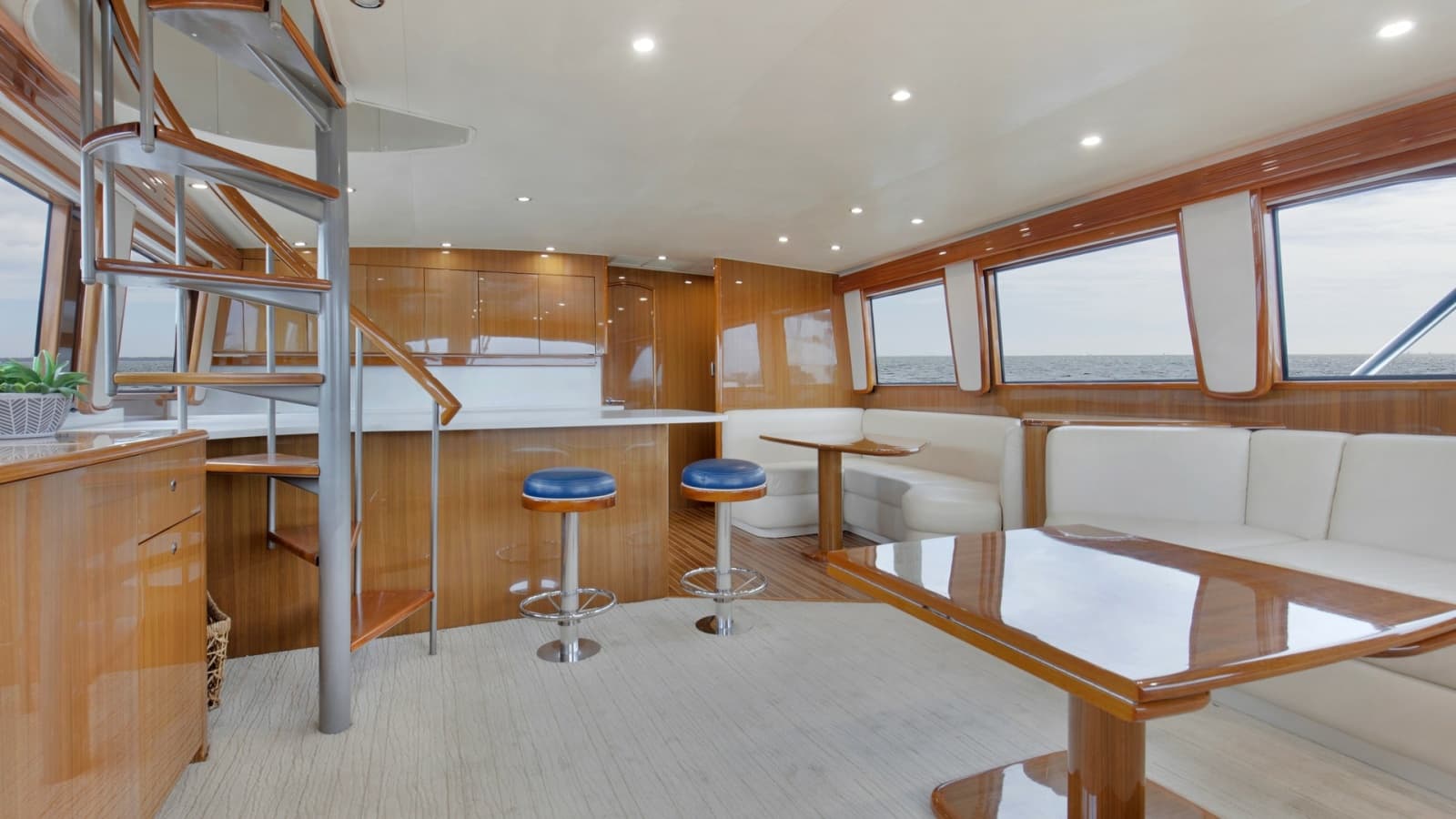 2007 Viking 74 Enclosed Bridge - Photo 4