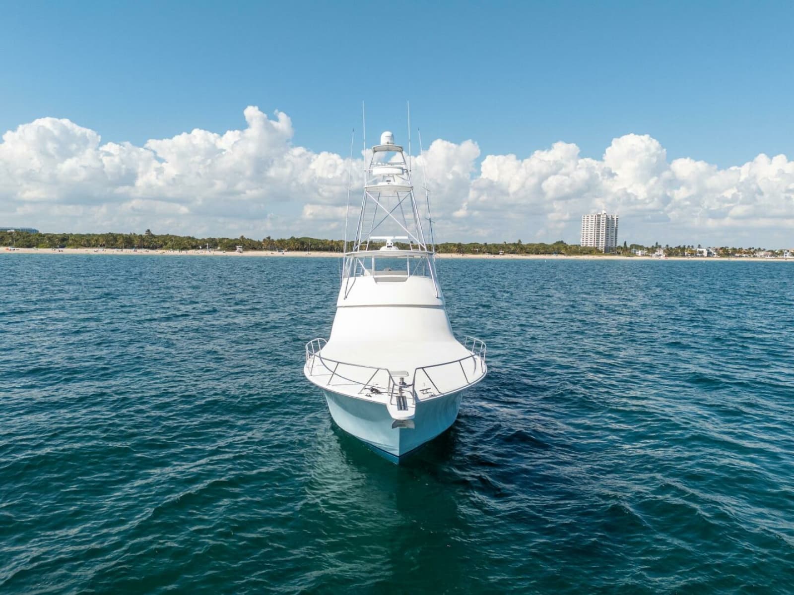 2006 Viking 68 Convertible - Photo 4