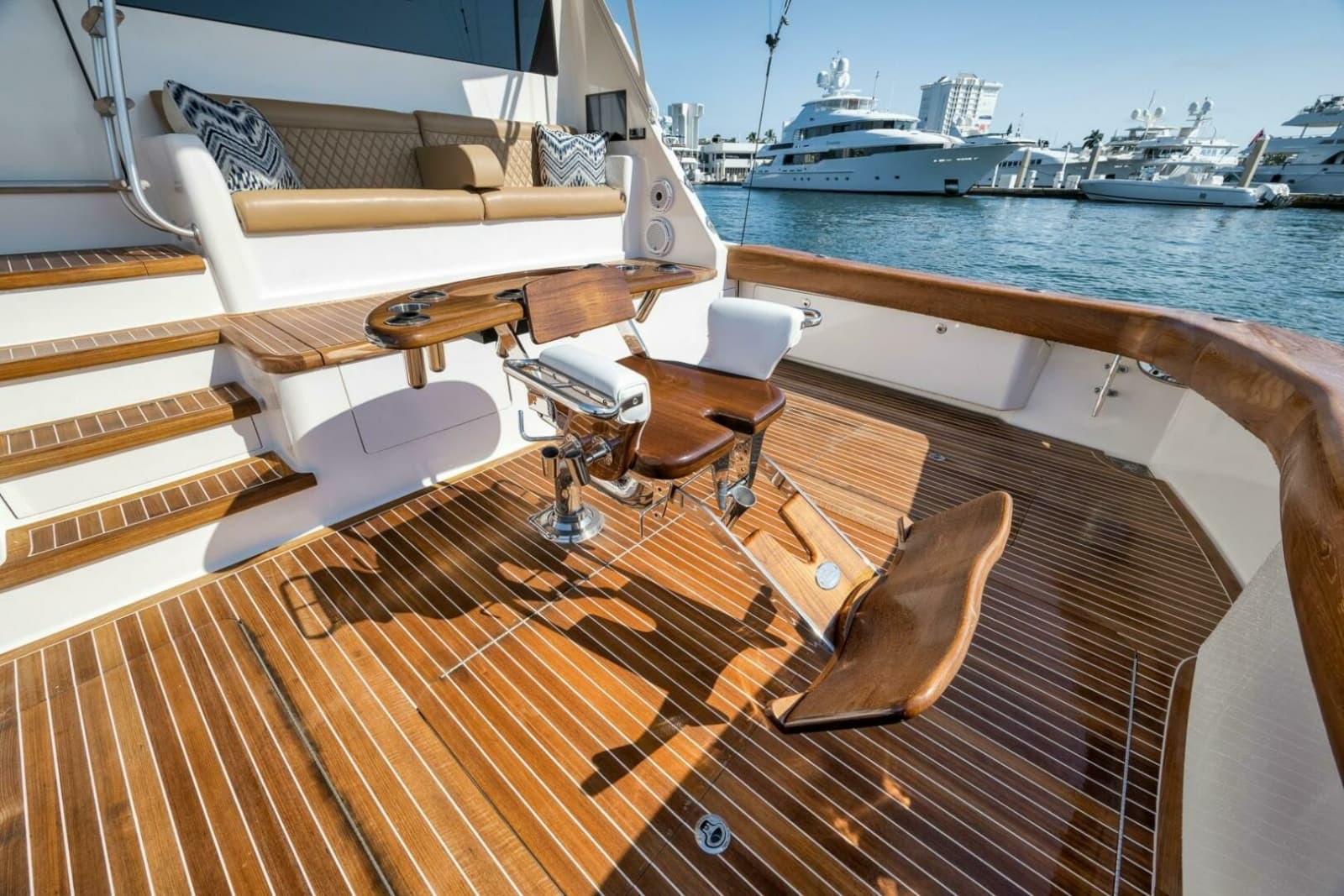 2011 Viking 76 Enclosed Bridge - Photo 109