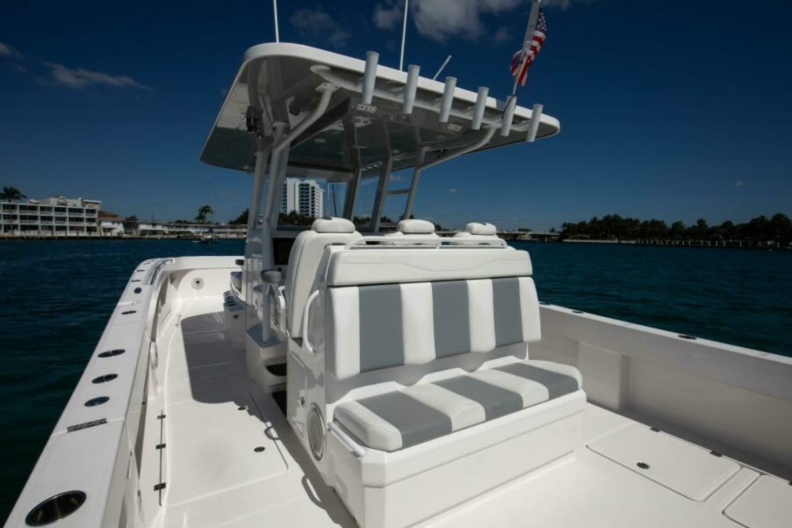 2021 Invincible 35 Catamaran - Photo 8