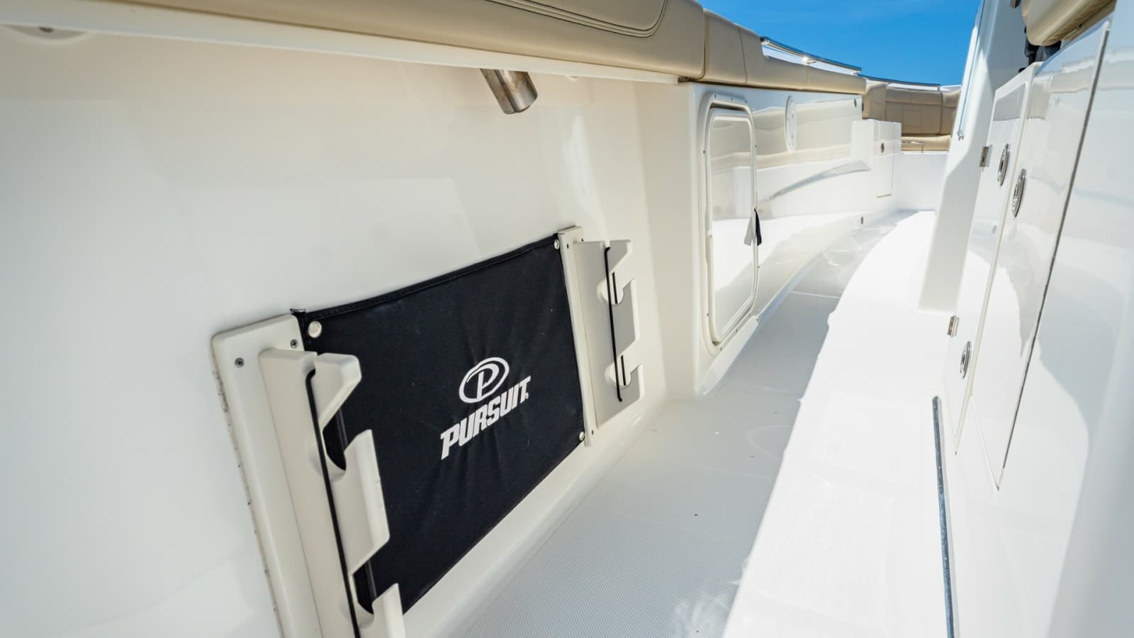 2019 Pursuit S 328 - Photo 29