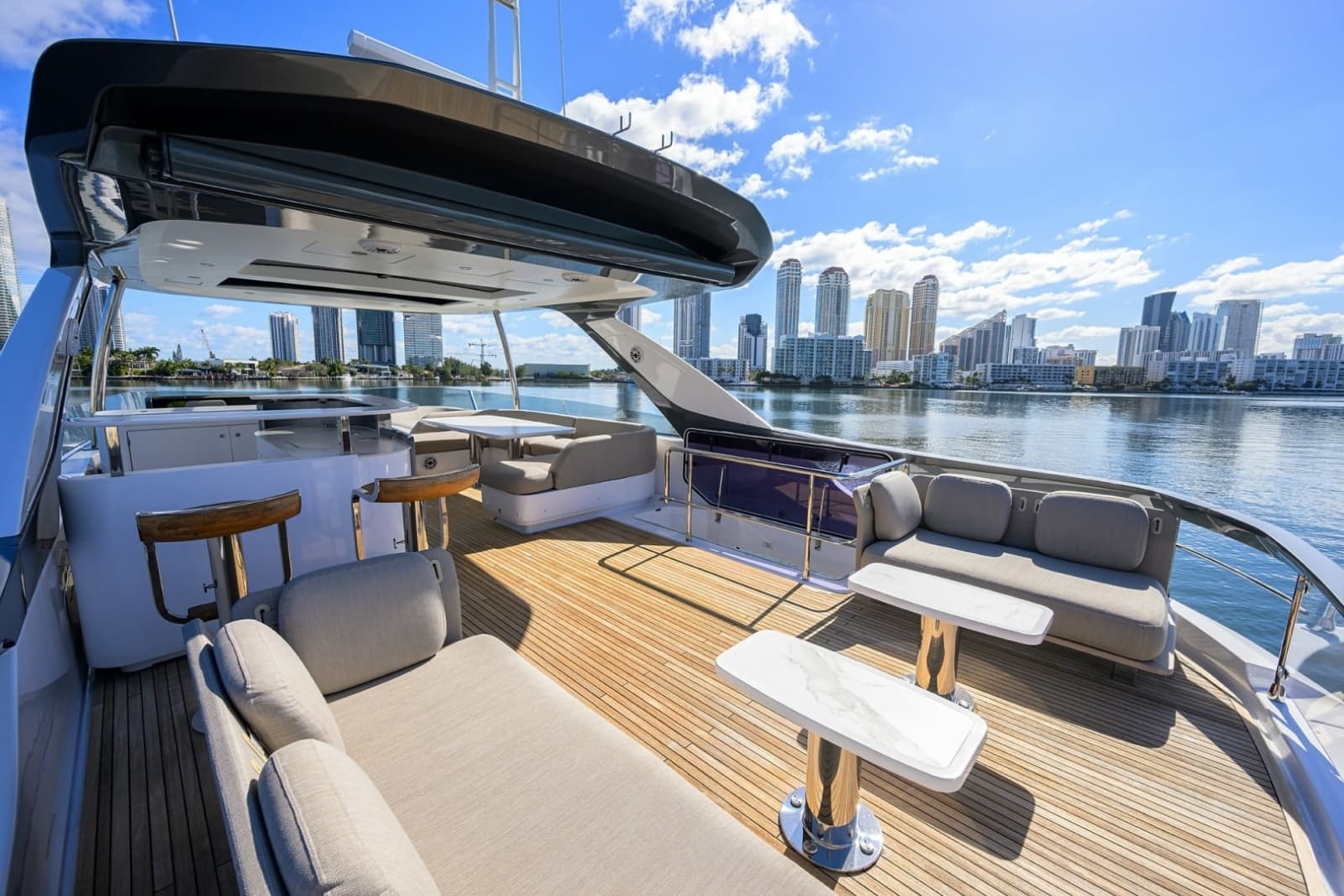 2024 Azimut Fly 78 - Photo 3