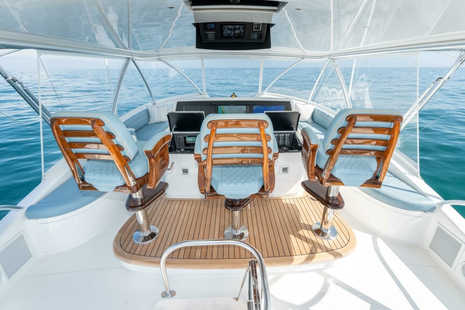 2025 Viking 90C - Photo 11
