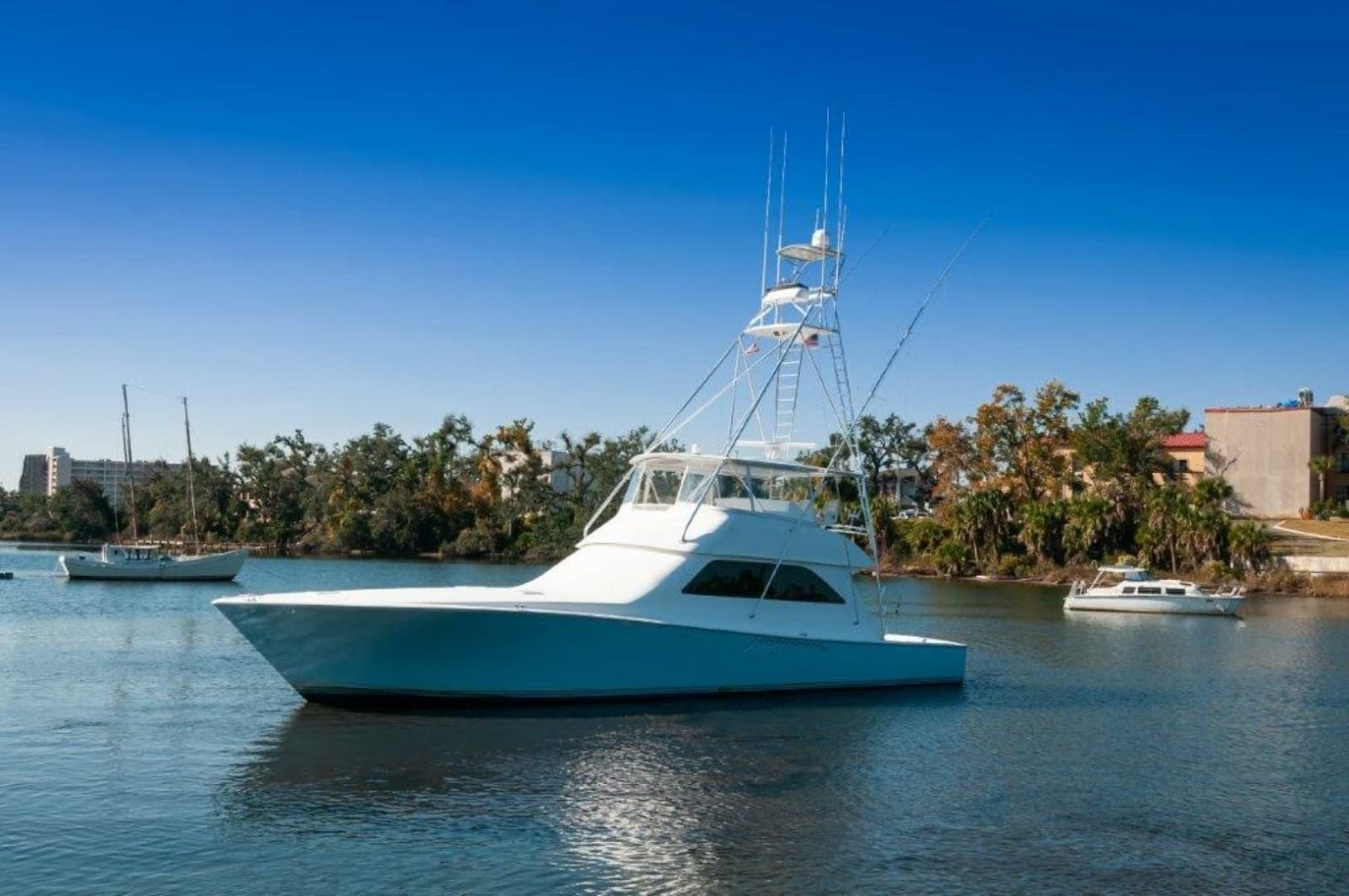 2001 Viking 61 Convertible - Photo 49