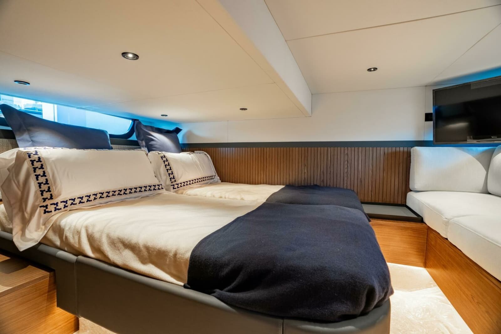 2025 ECLIPSE 505 Shadow - Photo 13