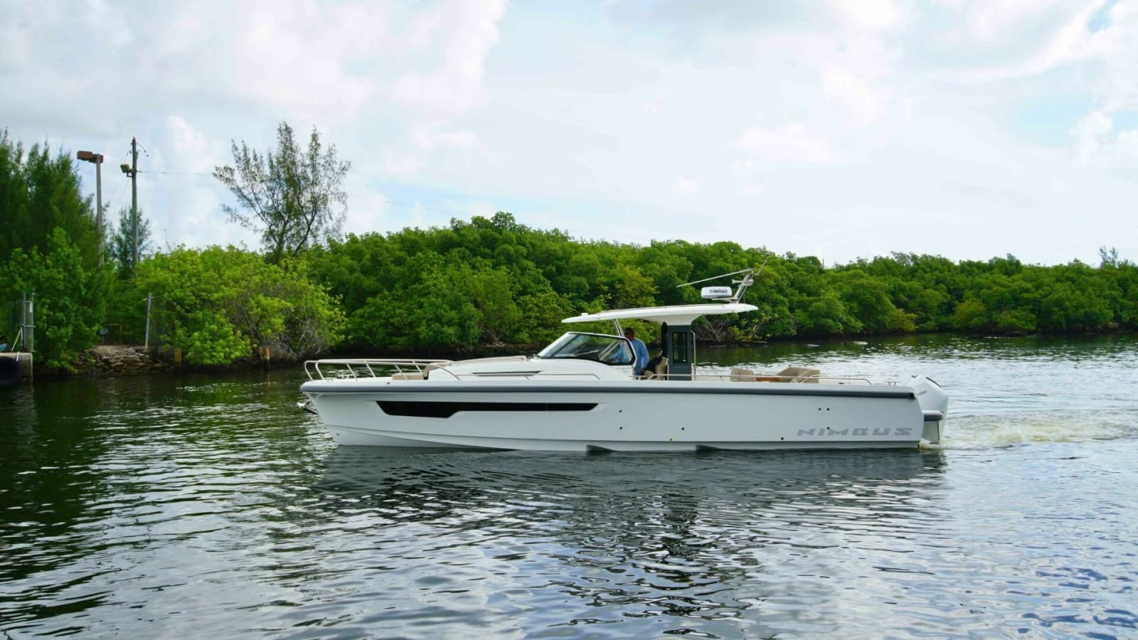 2024 Nimbus Tender 11 - Photo 3