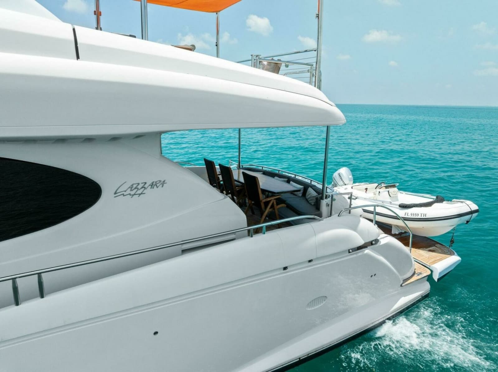 2006 Lazzara Yachts 84 Skylounge - Photo 181