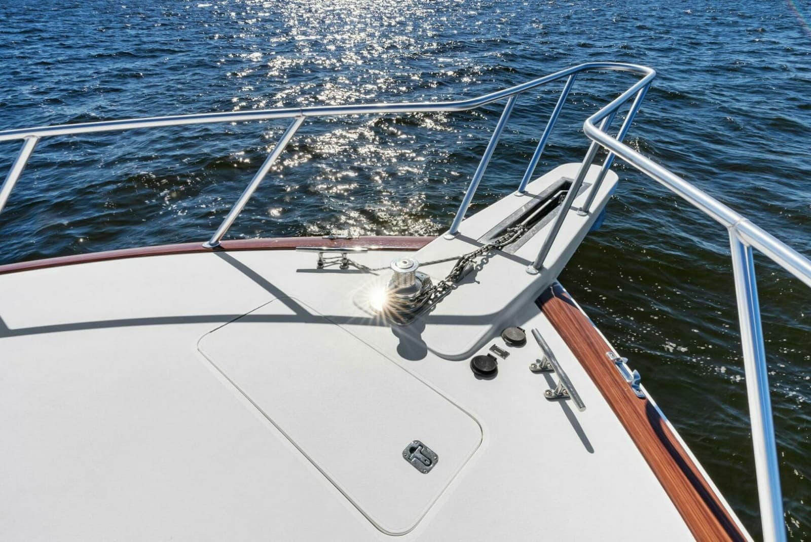 2002 Viking 65 Convertible - Photo 49