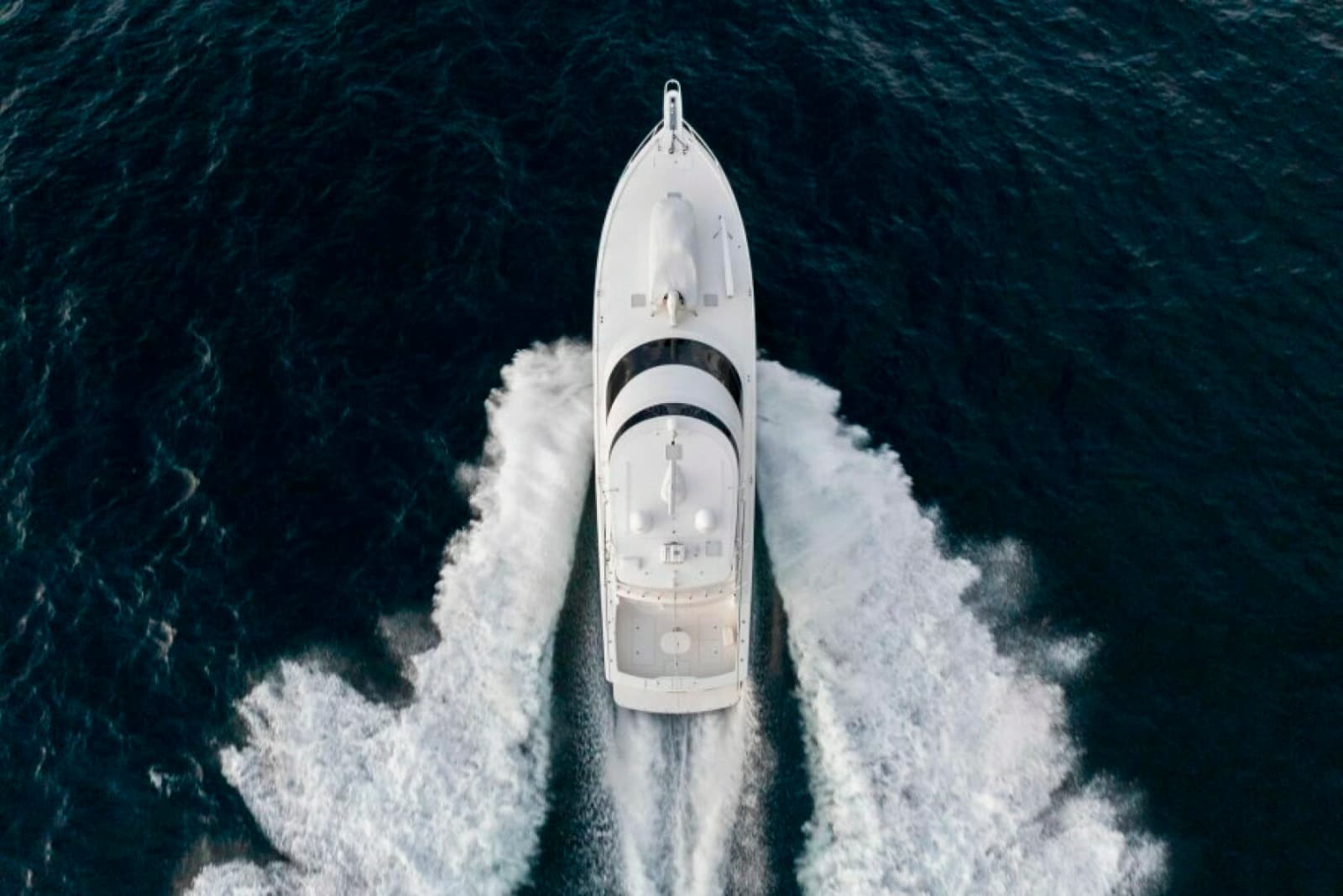 2011 Viking 70 Enclosed Bridge - Photo 77