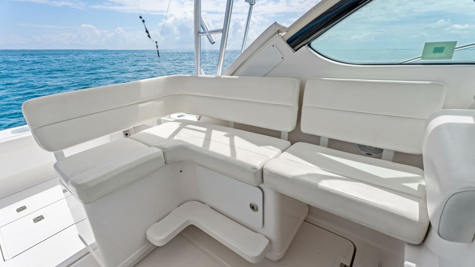 2007 Tiara Yachts 32 Open - Photo 17