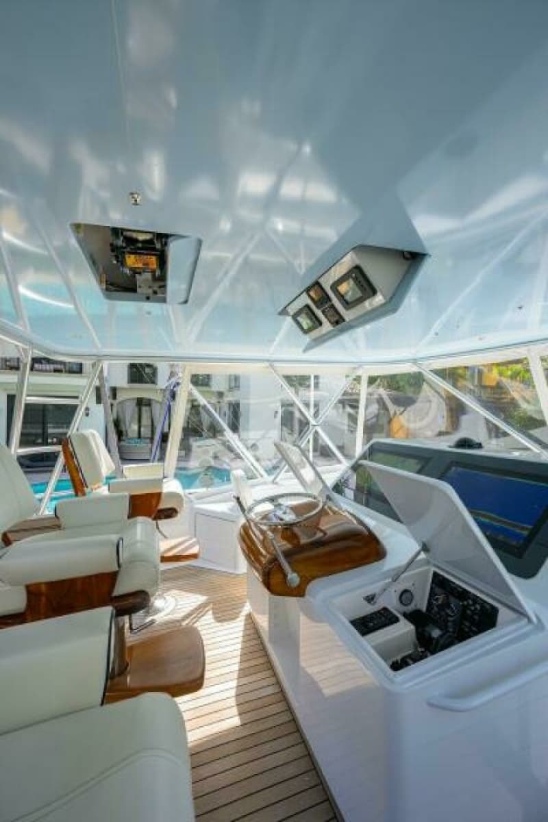 2008 Viking 60 Convertible - Photo 19