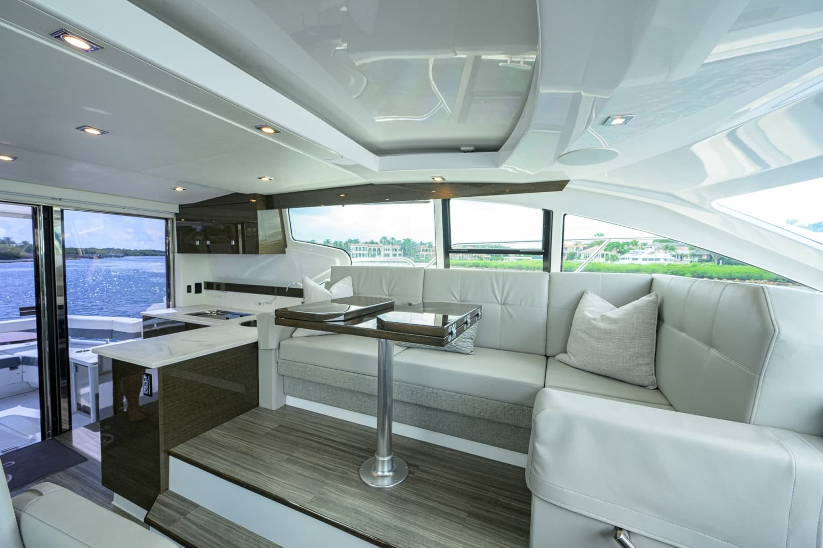 2020 Cruisers 46 Cantius - Photo 12