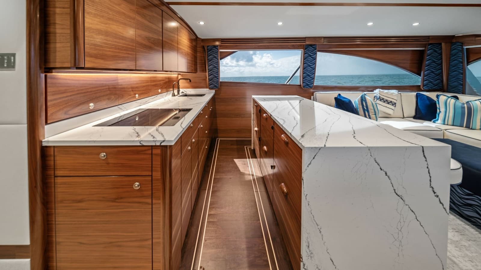 2024 Viking 64 Convertible - Photo 47