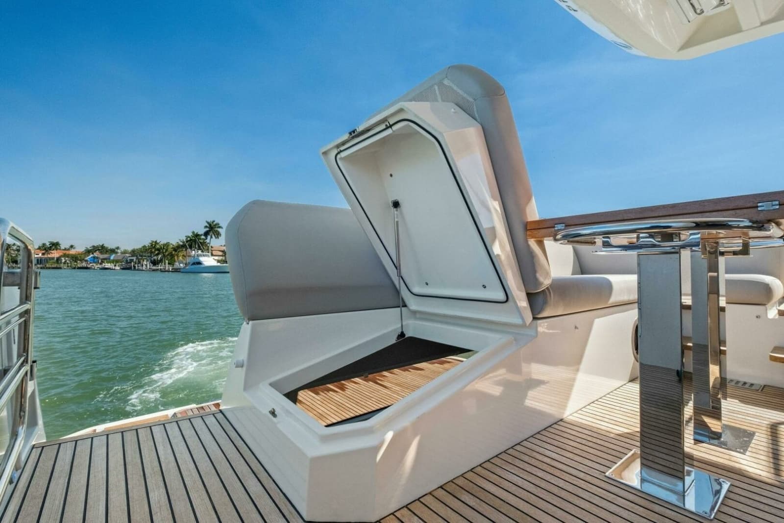 2022 Prestige 520 Flybridge - Photo 54