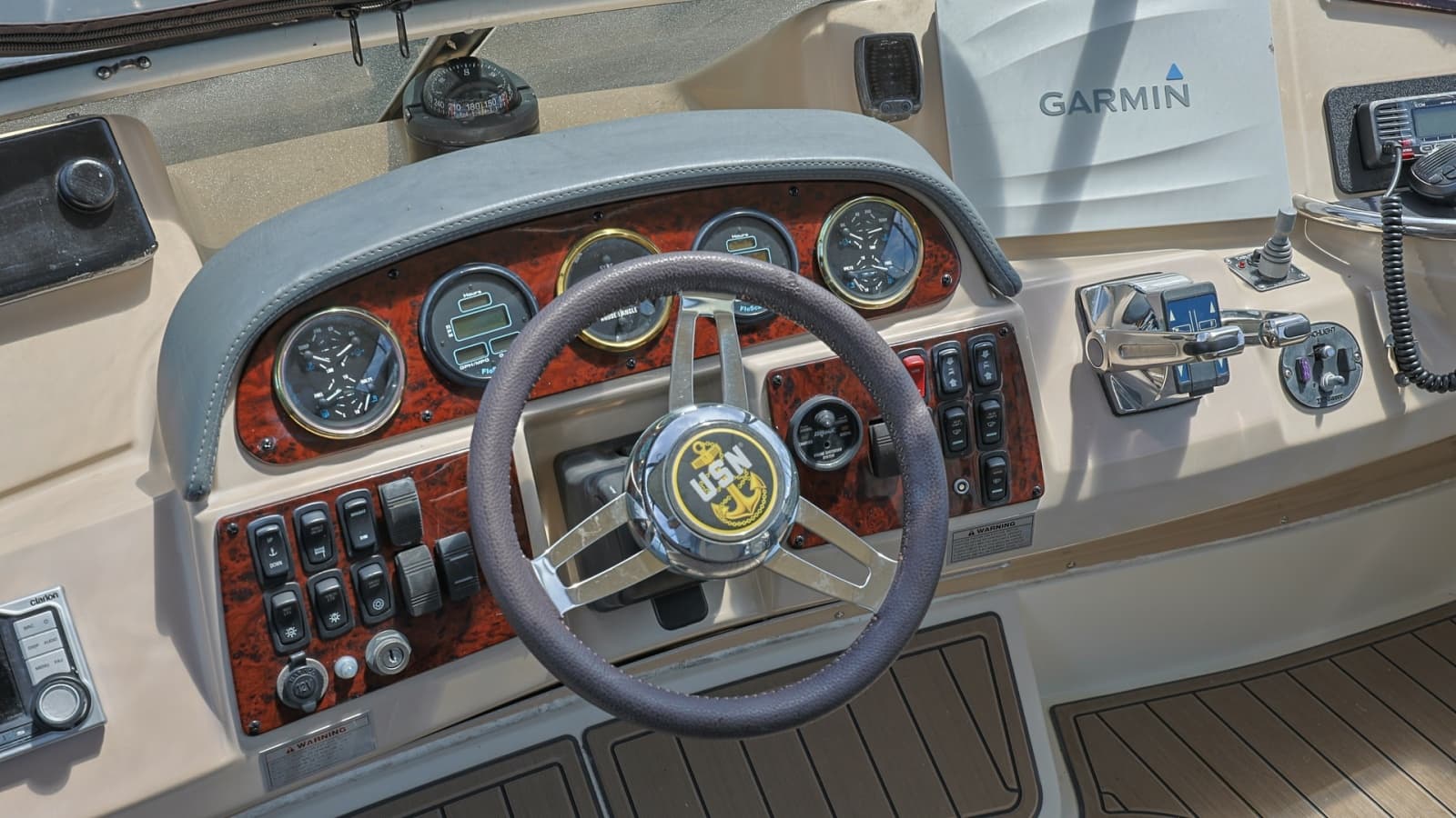 2006 Carver 396 Motor Yacht - Photo 6