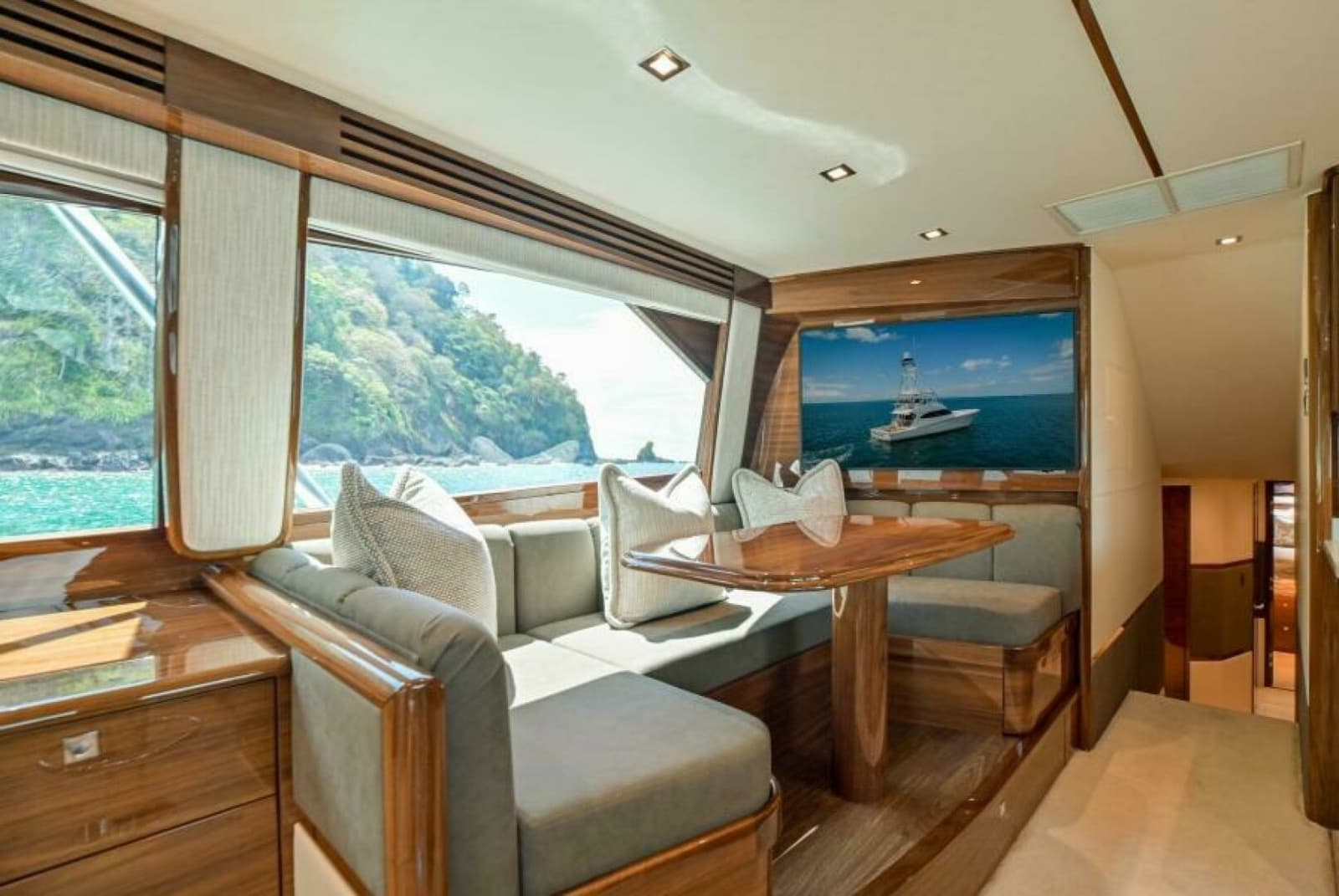 2023 Viking 64 Convertible - Photo 17