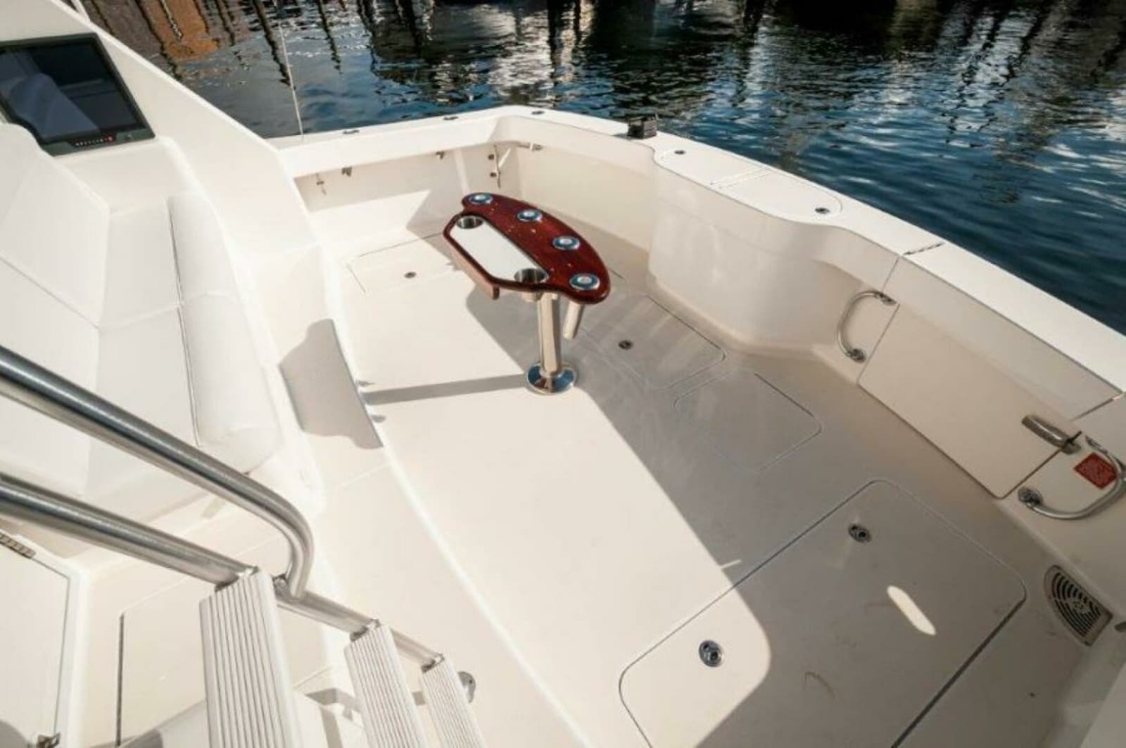 2012 Viking 42 Convertible - Photo 33