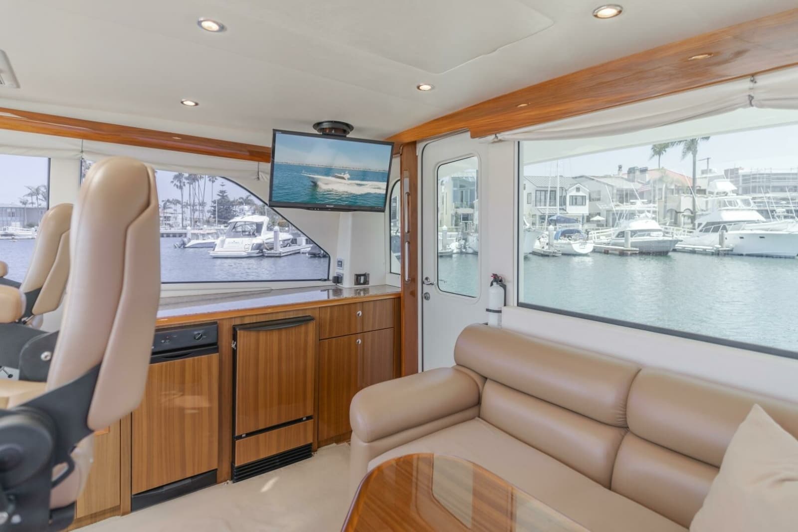 2008 Viking 52 Sport Coupe - Photo 15
