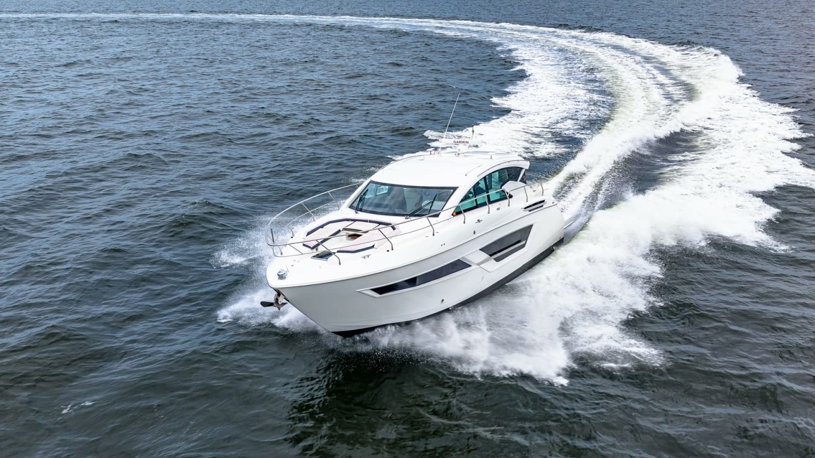 2019 Cruisers Yachts Cantius 46 - Photo 98