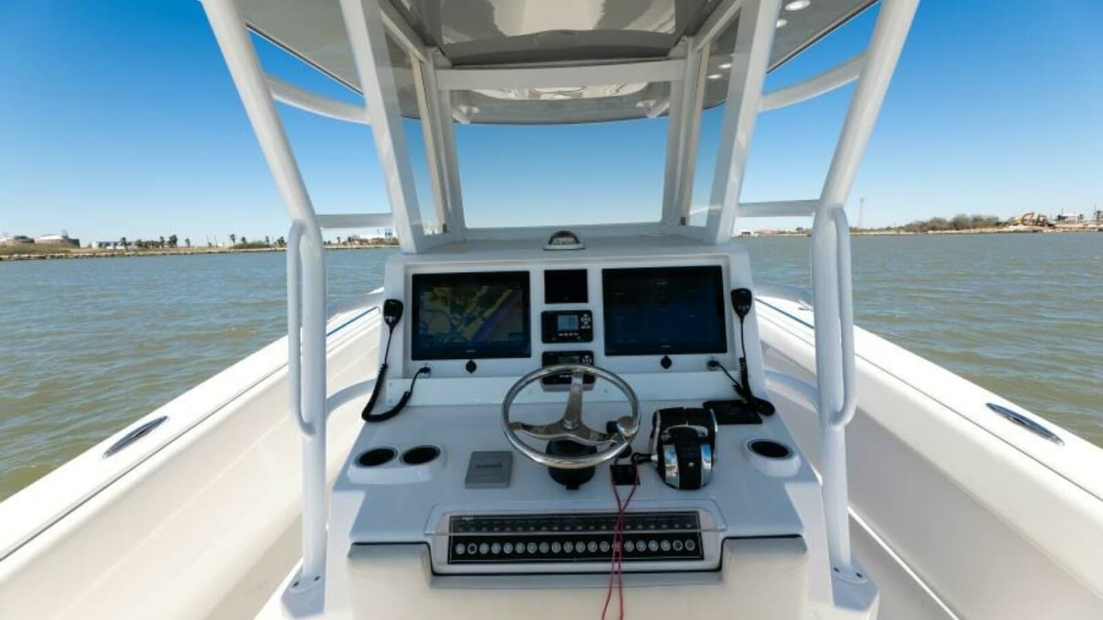 2019 Invincible 39 Open - Photo 36