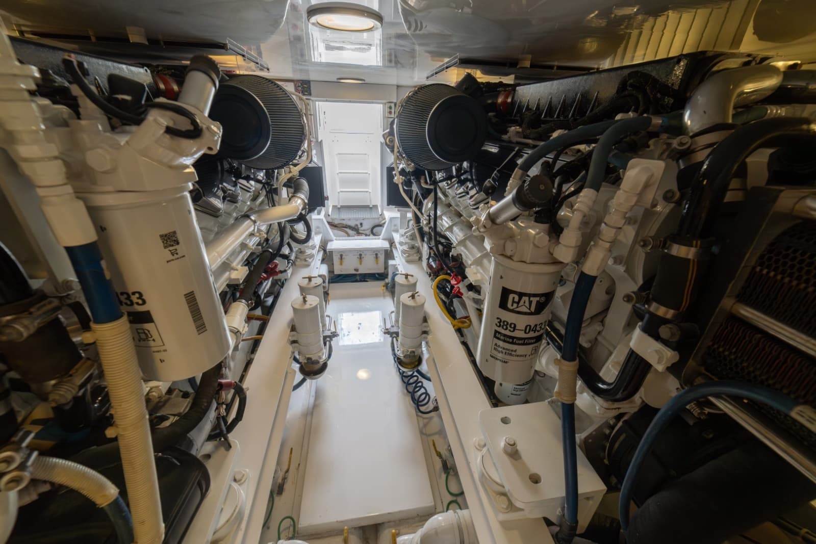 2012 Viking 60 Convertible - Photo 85