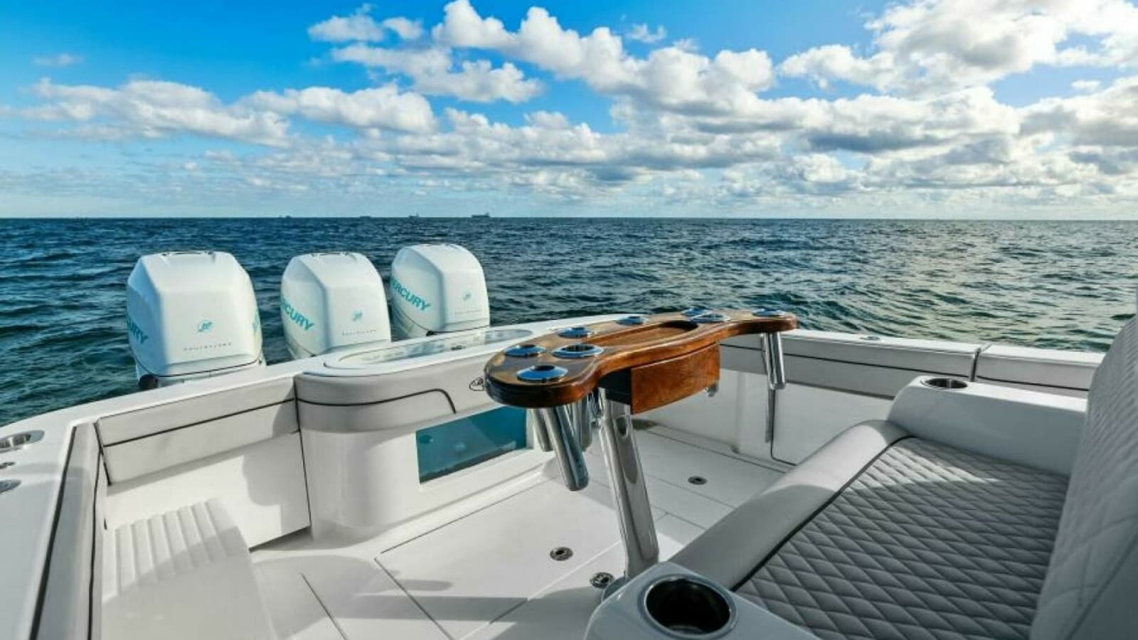 2021 Valhalla Boatworks V-37 - Photo 25