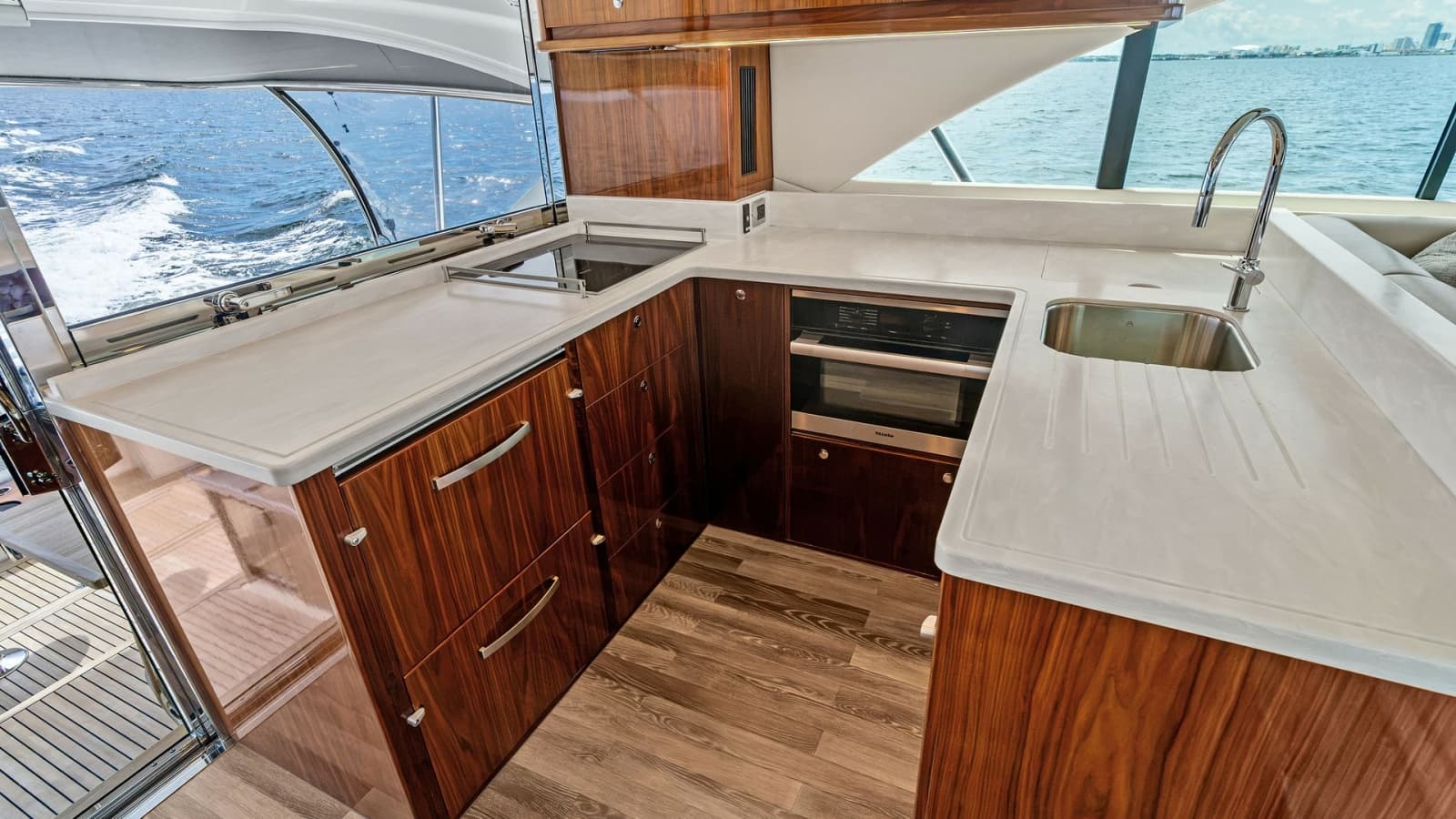 2021 Riviera 57 Enclosed Bridge - Photo 54