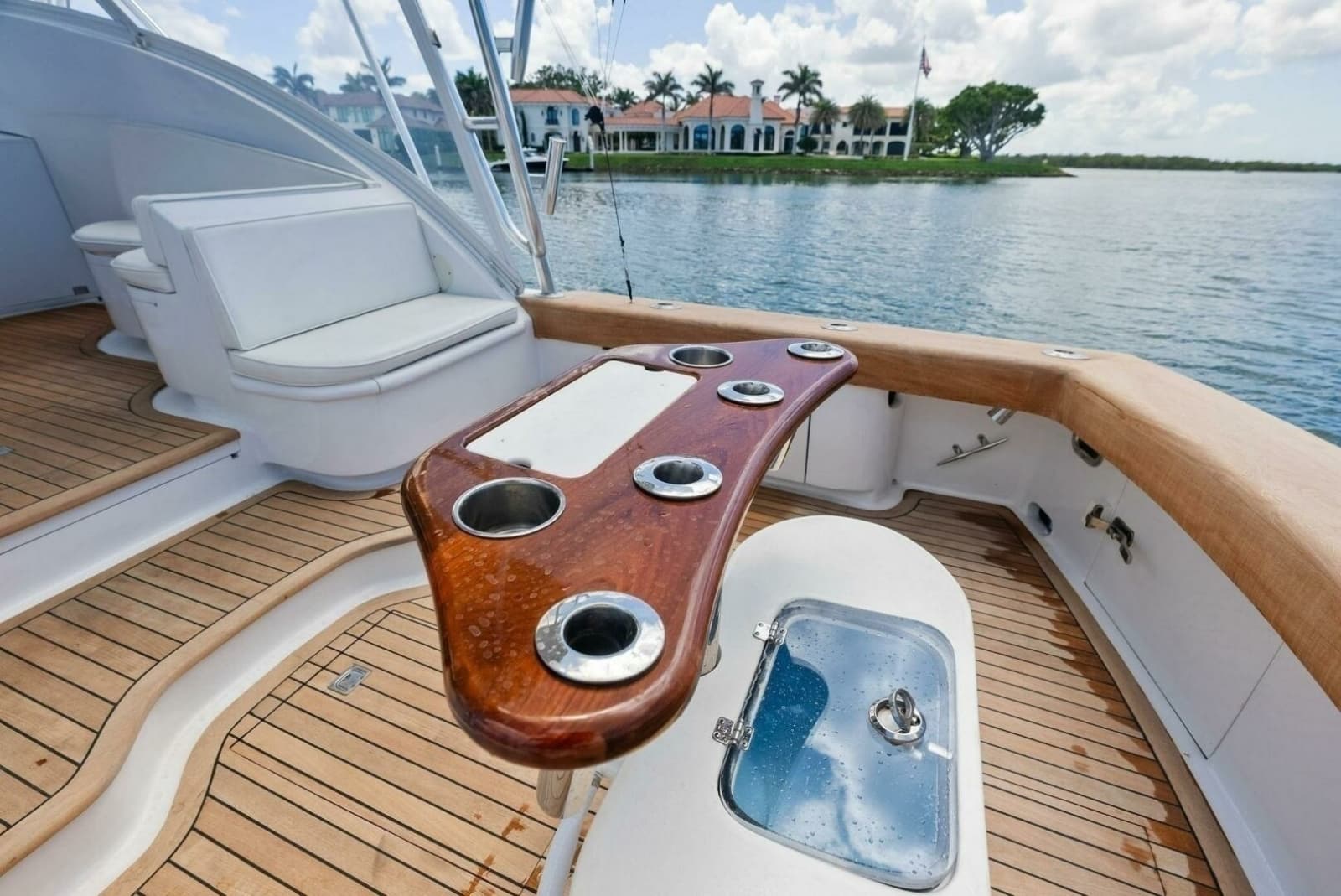 2018 Custom Carolina 35 Express - Photo 46