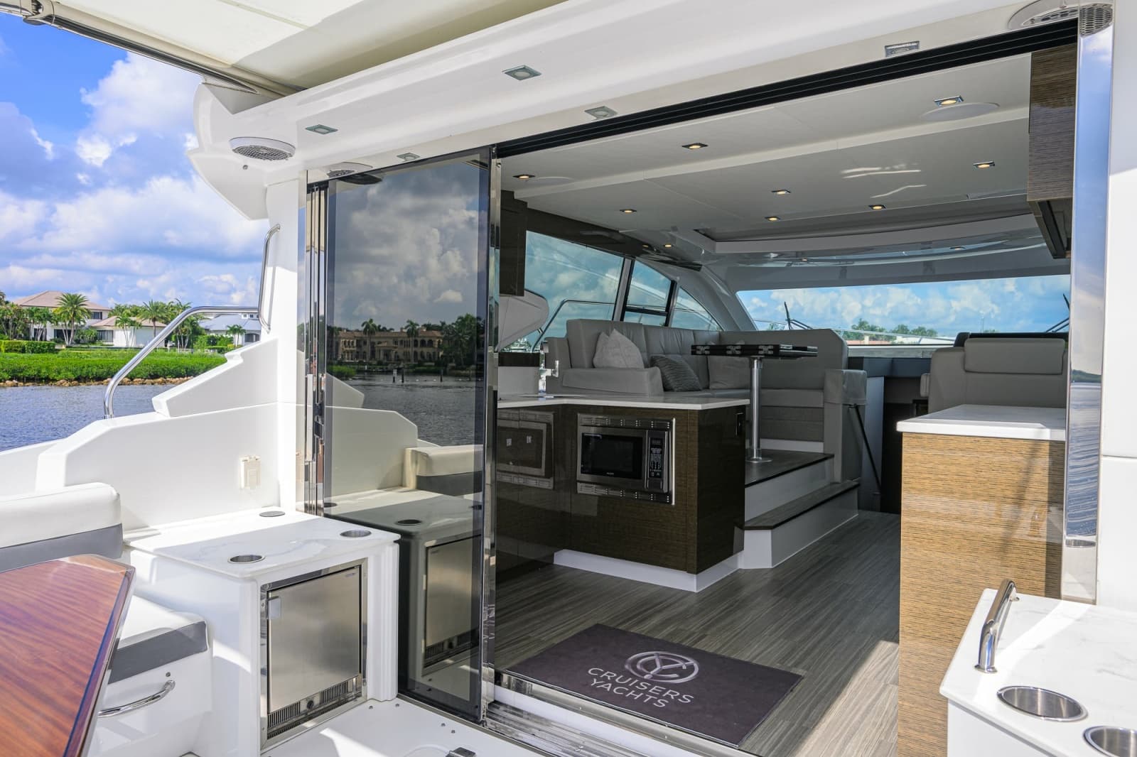 2020 Cruisers 46 Cantius - Photo 2