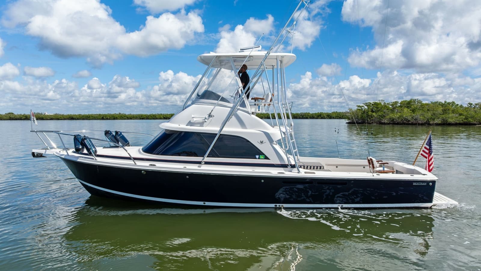 2019 Bertram 35 Flybridge - Photo 11