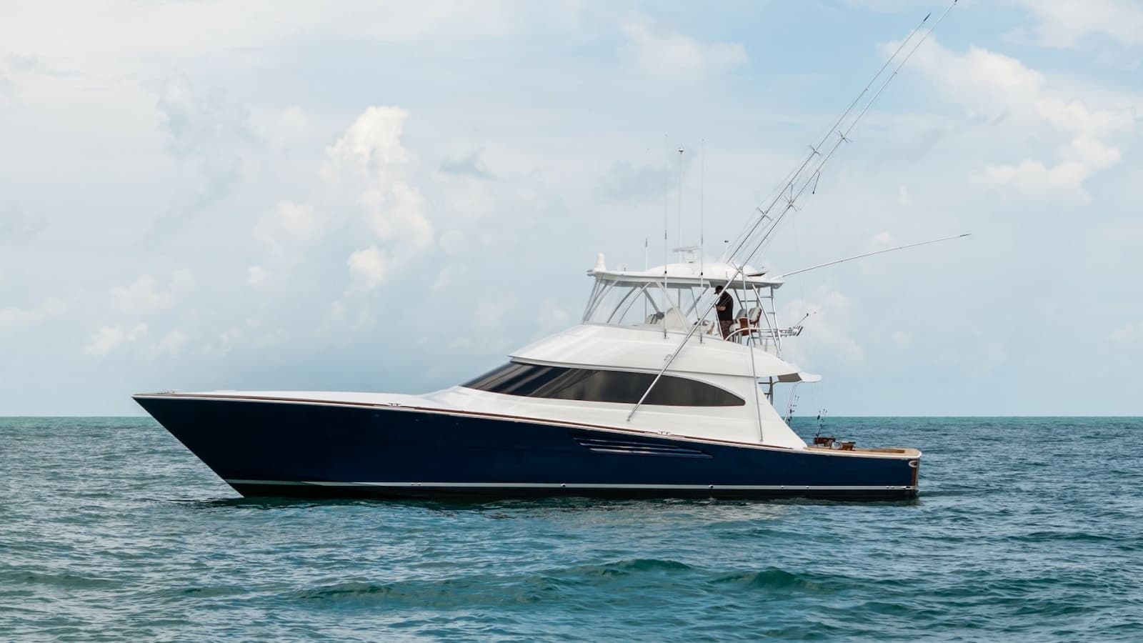 2024 Viking 64 Convertible - Photo 1