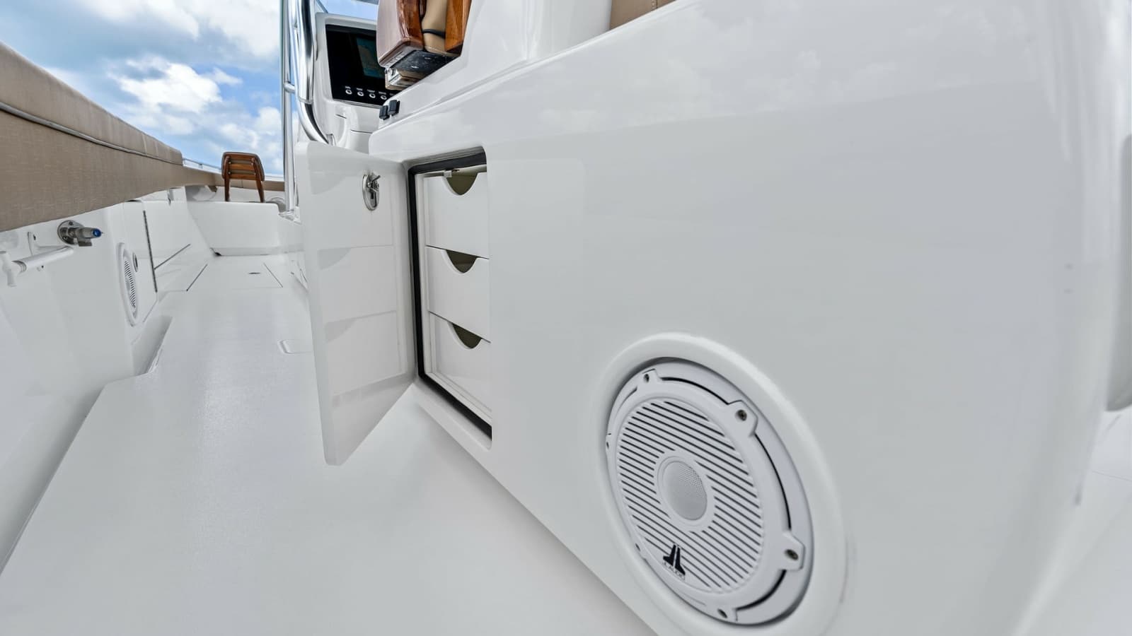 2024 Valhalla Boatworks V-37 - Photo 54