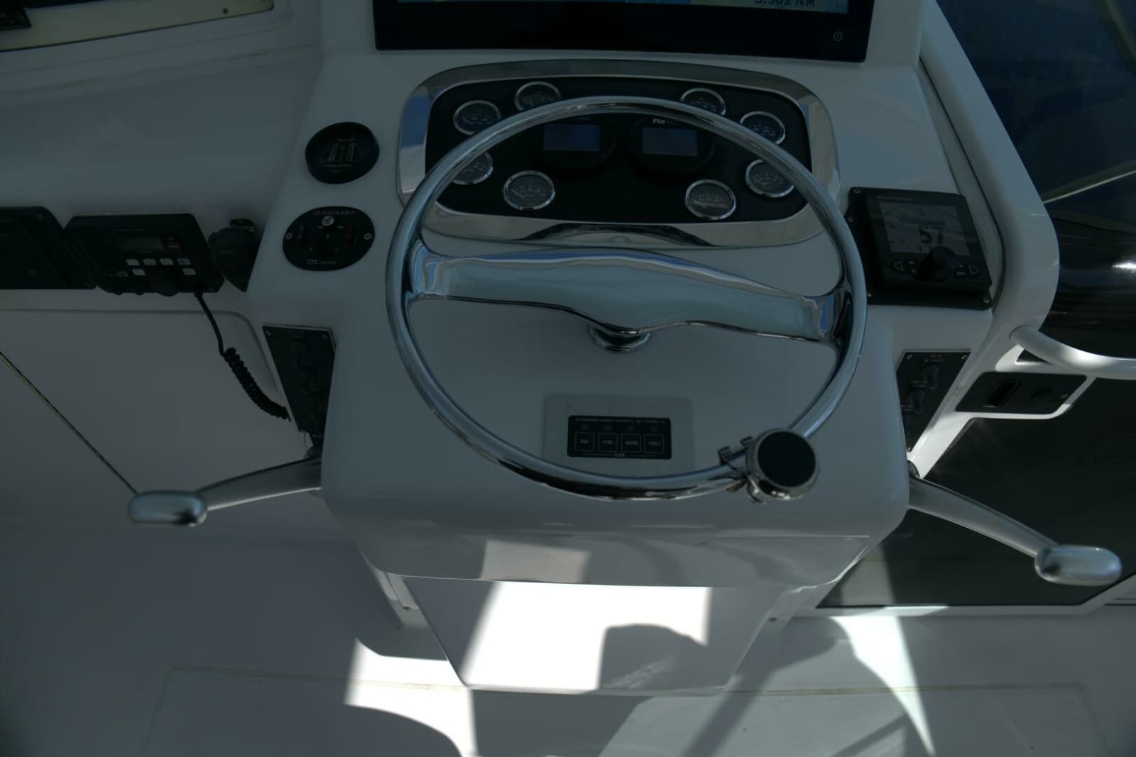 2002 Viking 43 Open - Photo 23