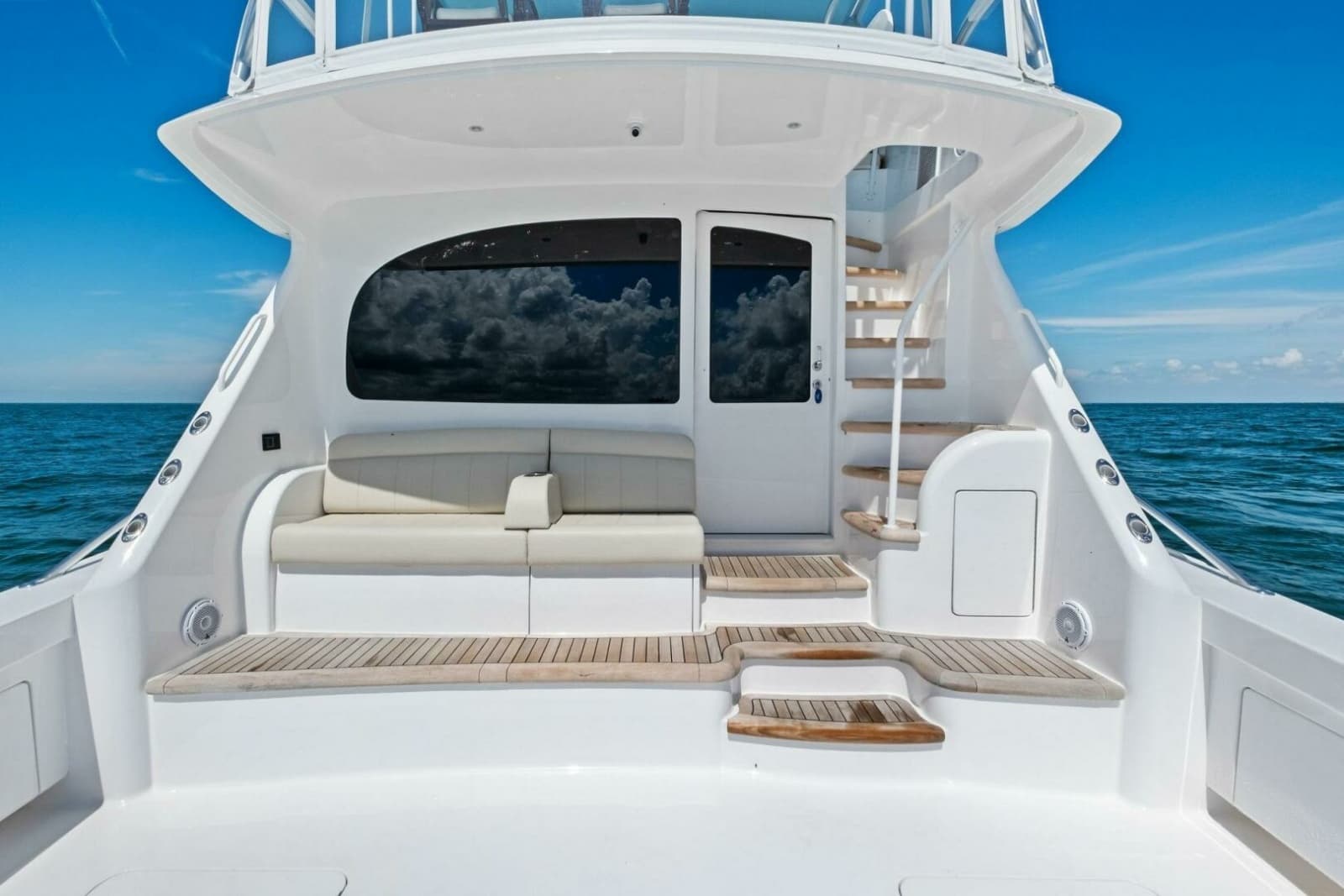 2025 Viking 58 Convertible - Photo 4