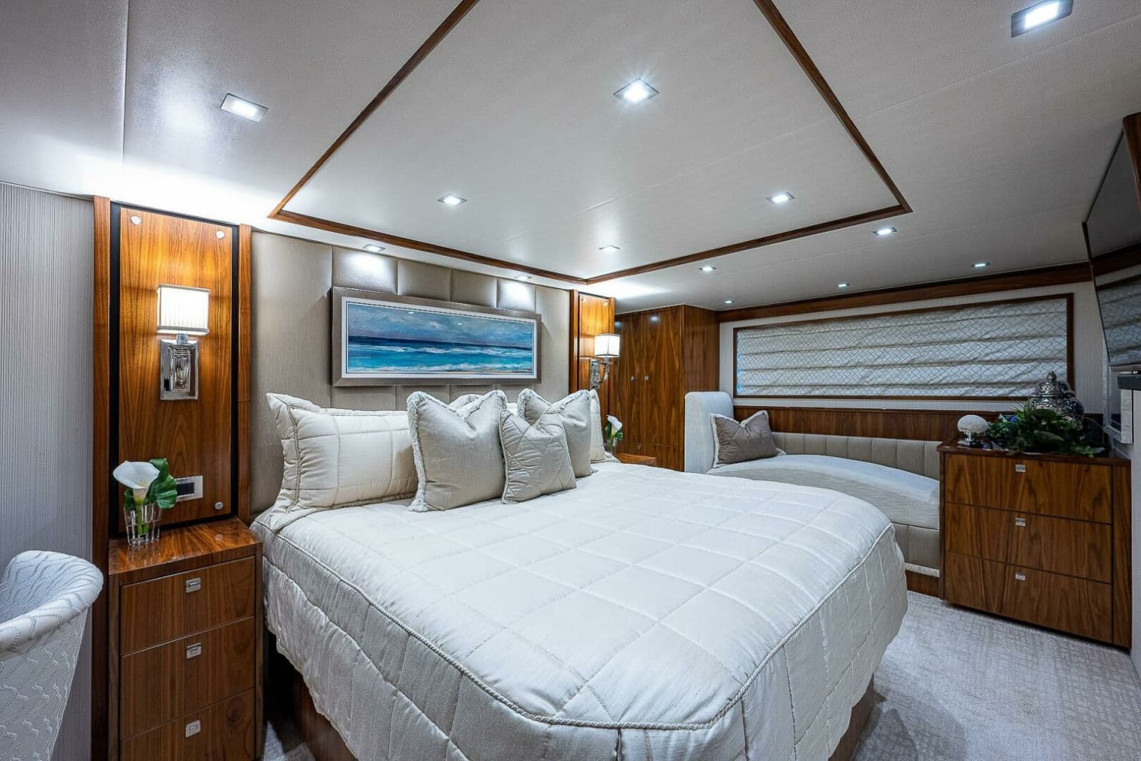 2017 Viking 75 Motoryacht - Photo 12