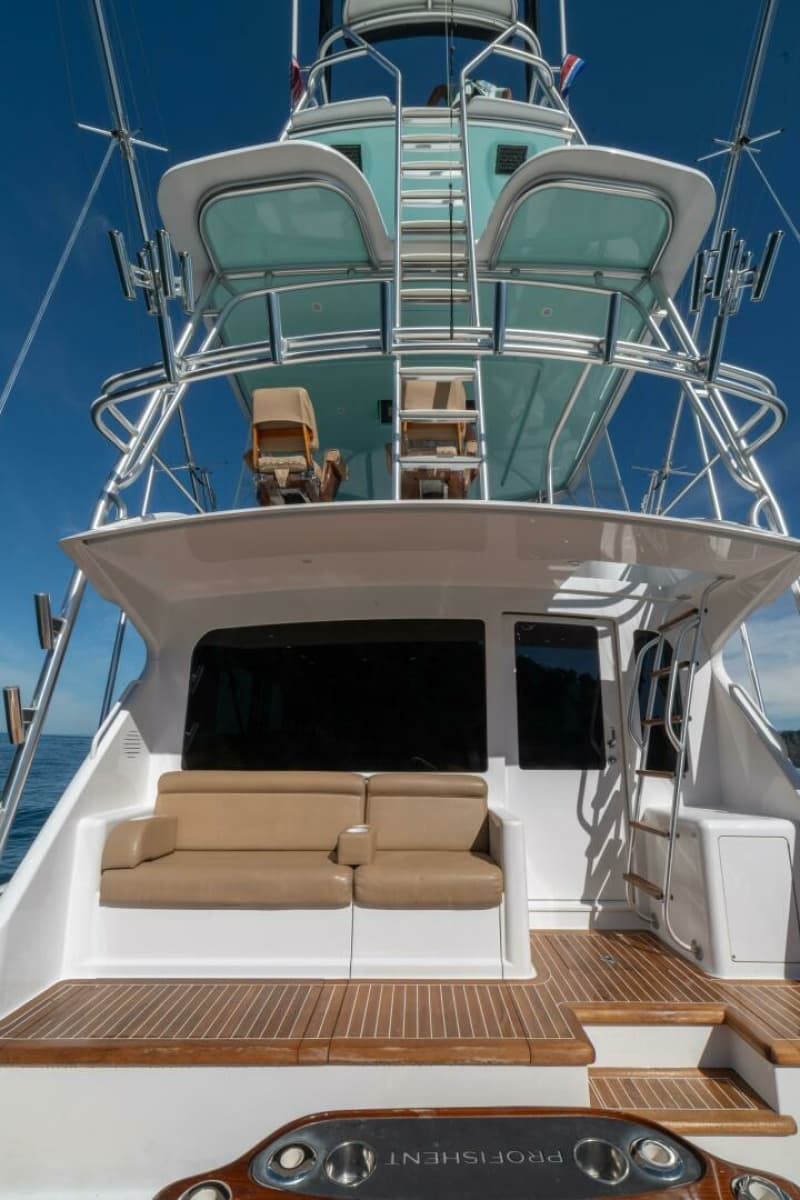 2006 Viking 56 Convertible - Photo 18