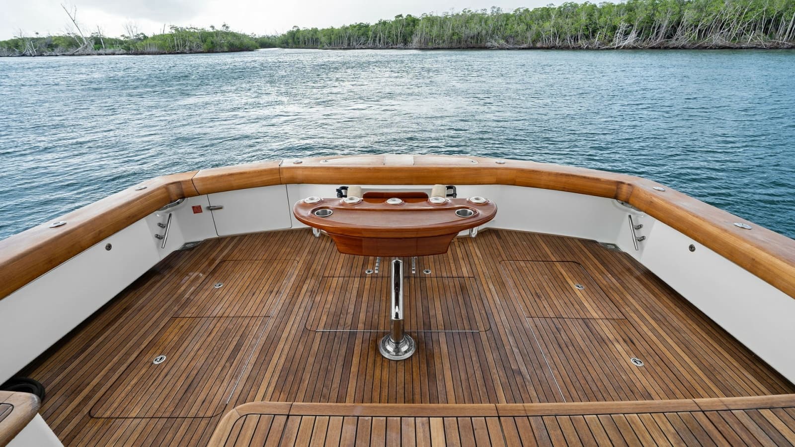 2016 Viking 80 Enclosed Bridge - Photo 111