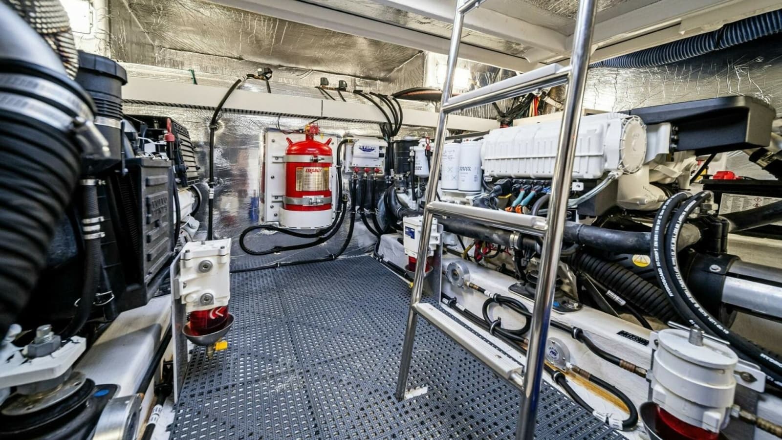 2019 Cruisers Yachts 45 Cantius - Photo 125