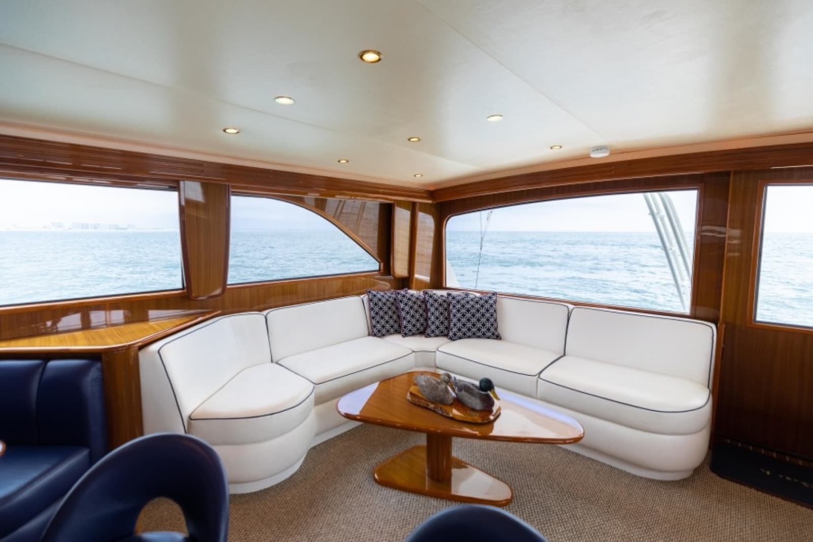 2006 Viking 74 Enclosed Bridge - Photo 38