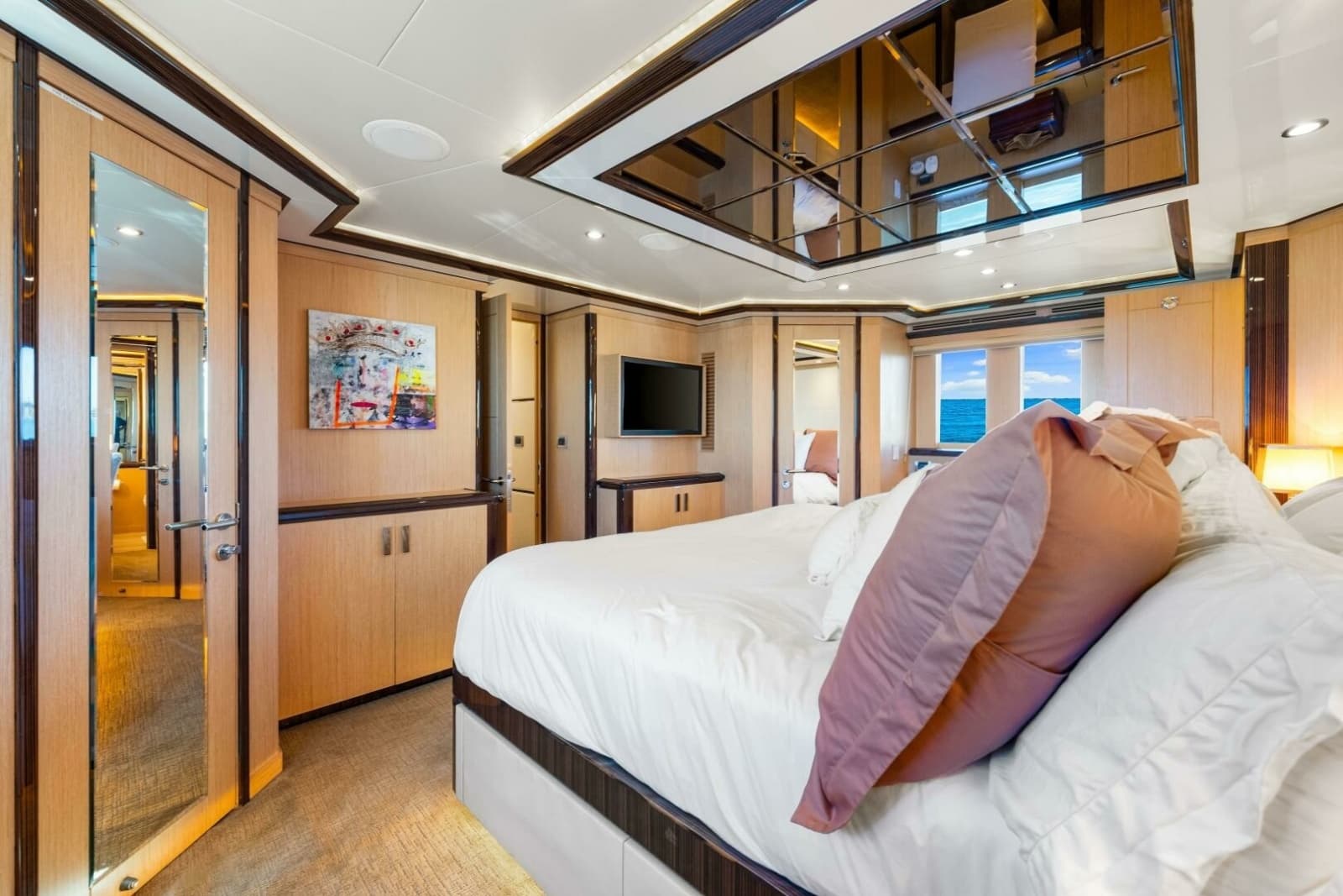 2010 Ocean Alexander 83 Motor Yacht - Photo 31