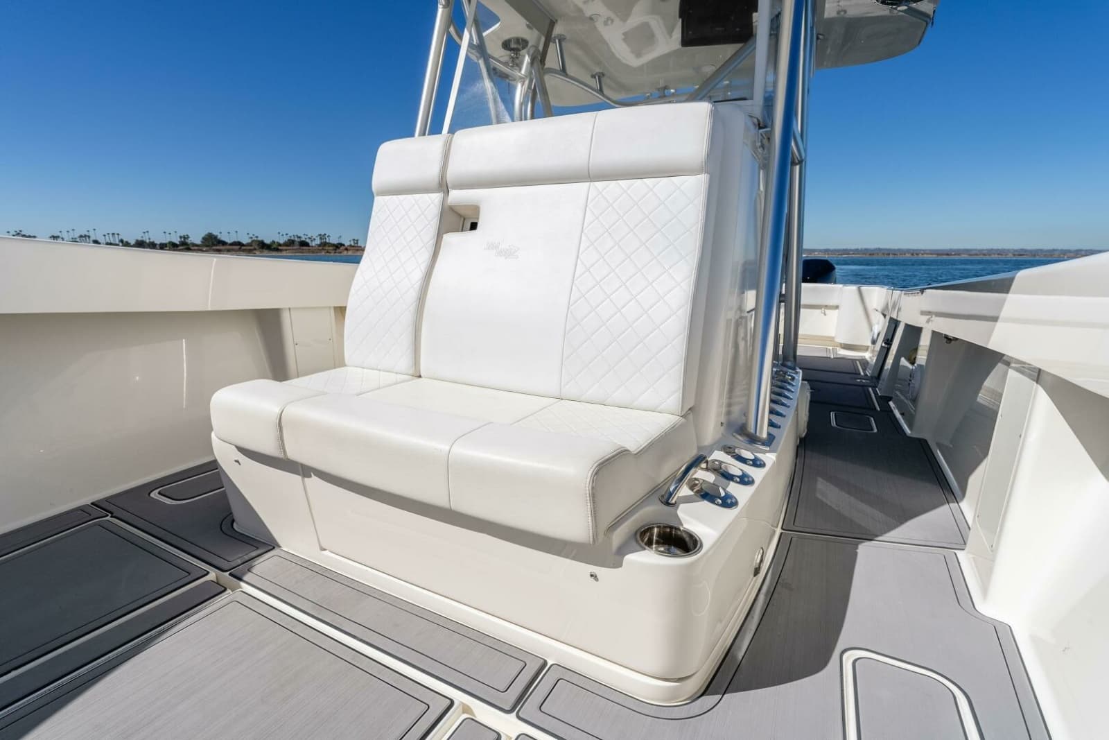 2018 SeaVee 370 Z - Photo 10