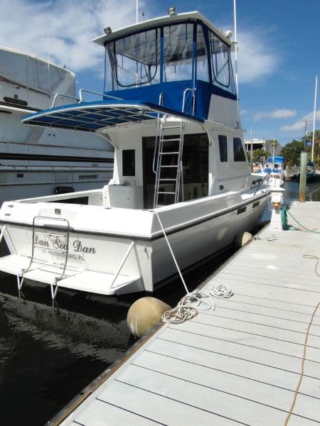 1995 Sportfish Starboard Stern