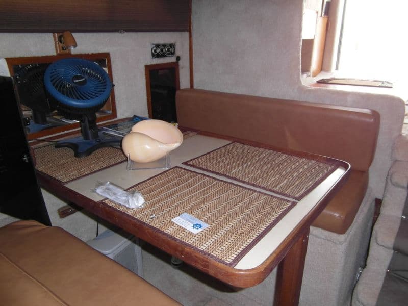 1995 Sportfish Dining Facing Aft