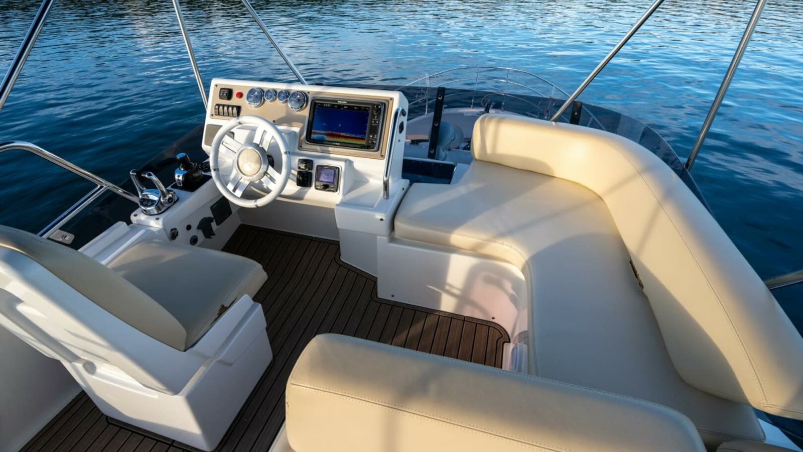 2013 Azimut 40 Flybridge - Photo 64
